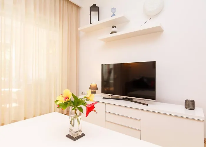 Avalon Costalita Close To The And Golf *